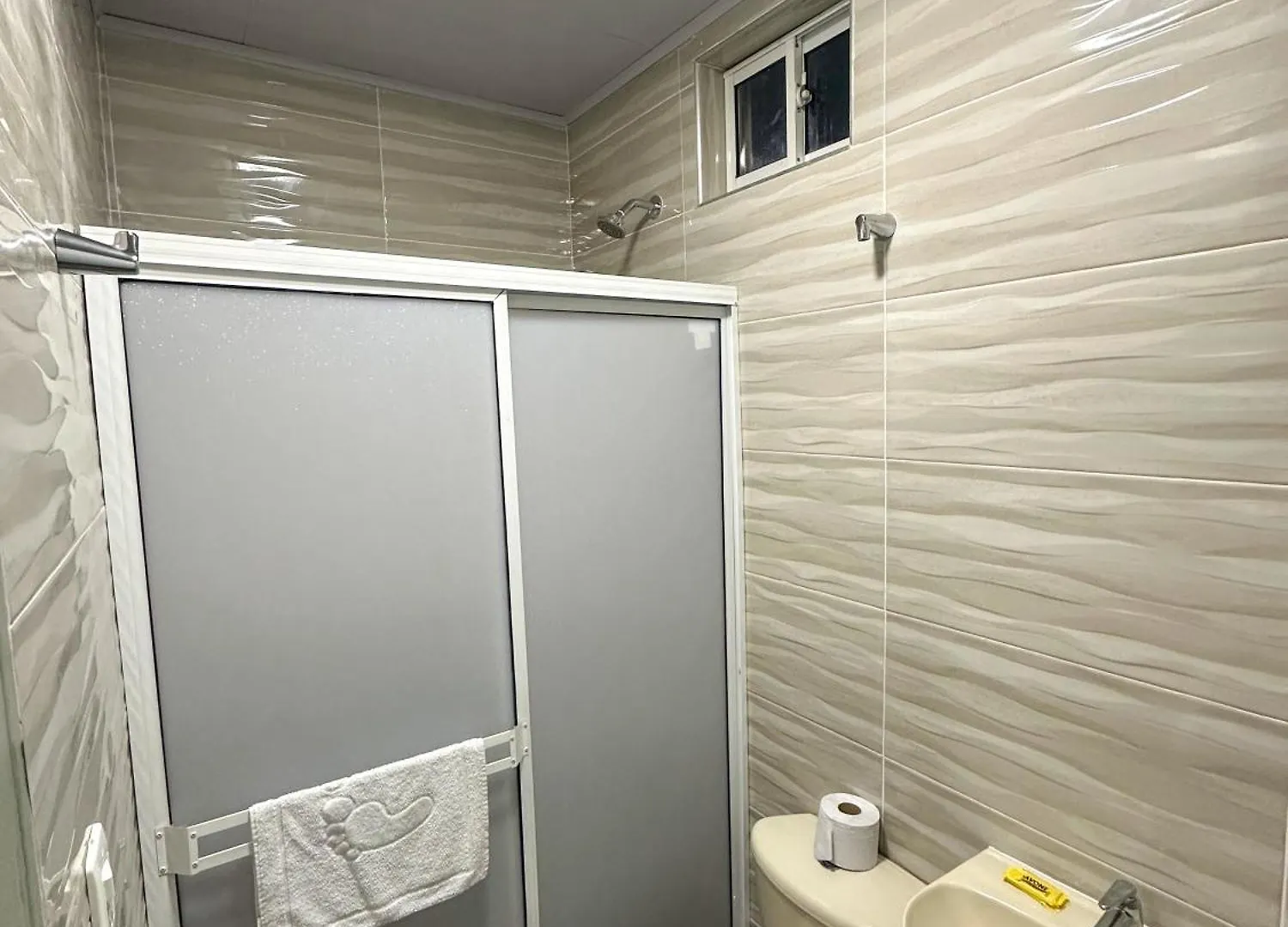 Posada Three Cay Suites Rocky Point Apartamento